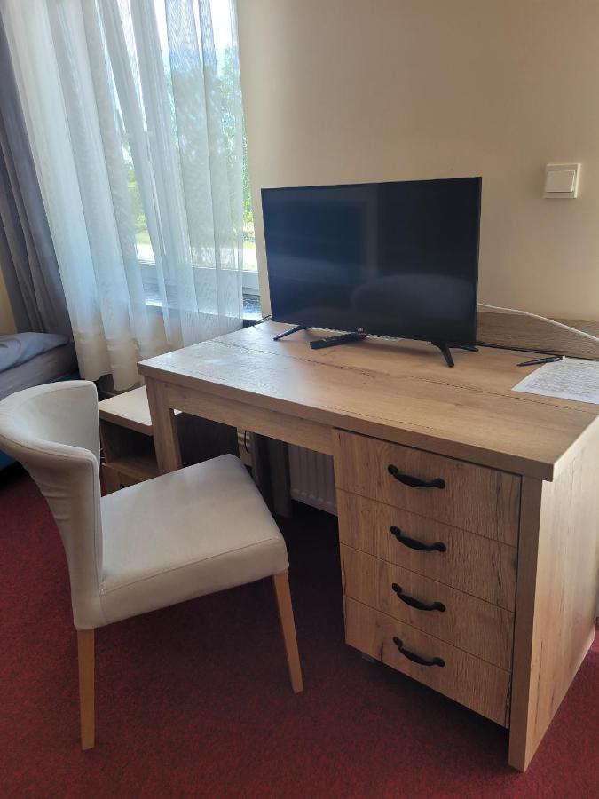Zlote Pioro Bed & Breakfast Nisko Luaran gambar